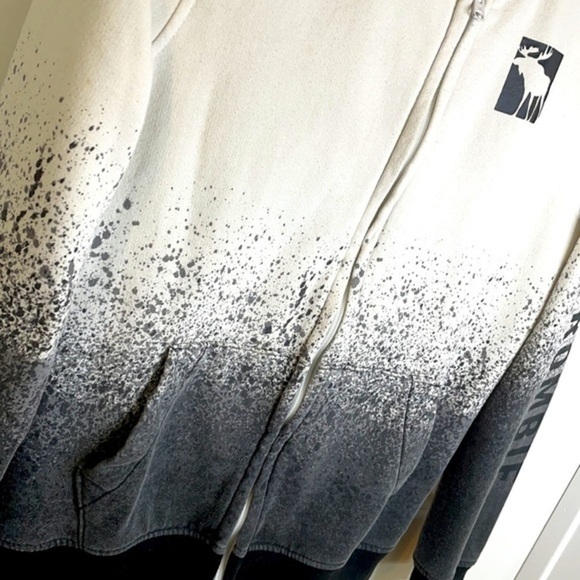 ABERCROMBIE KIDS | Size 15/16 White Fading into Black Full-Zip Hooded Sweatshirt - Picture 7 of 9